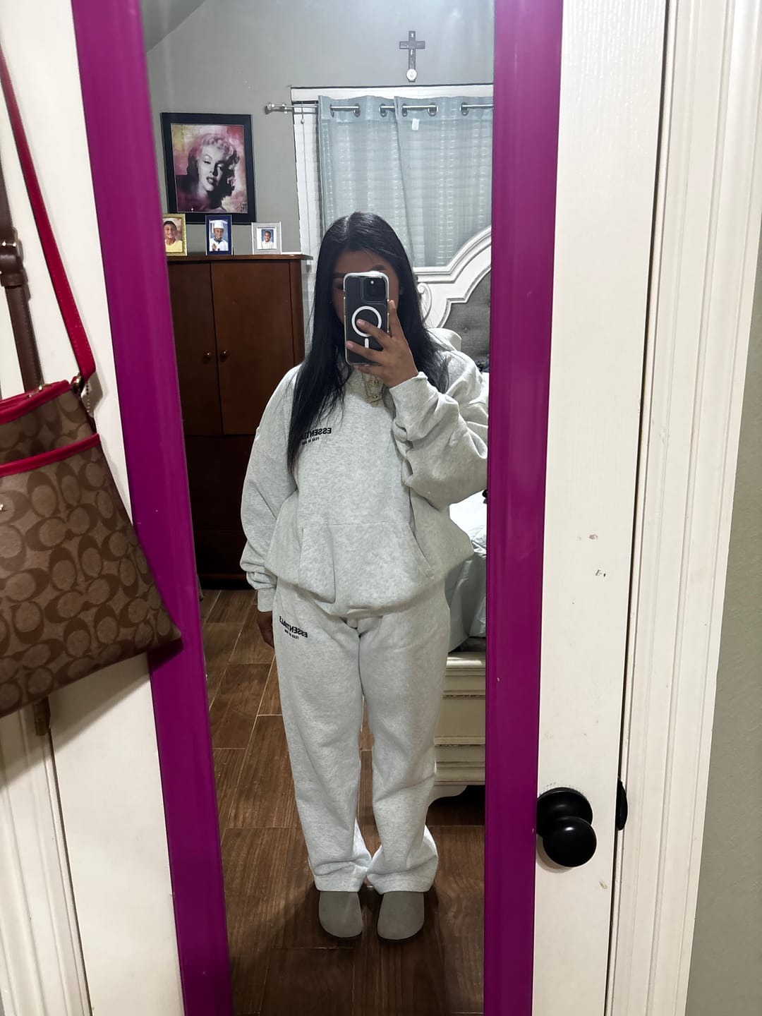 Customer photo review of Fear of God Essentials Sweatpants 'Light Oatmeal'