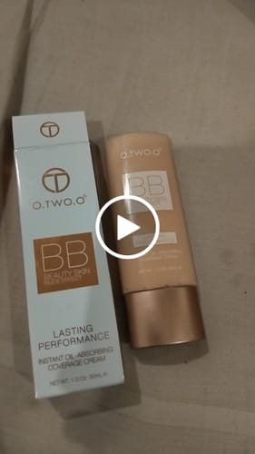 Customer video review of O.TWO.O BEAUTY SKIN NUDE EFFECT BB CREAM