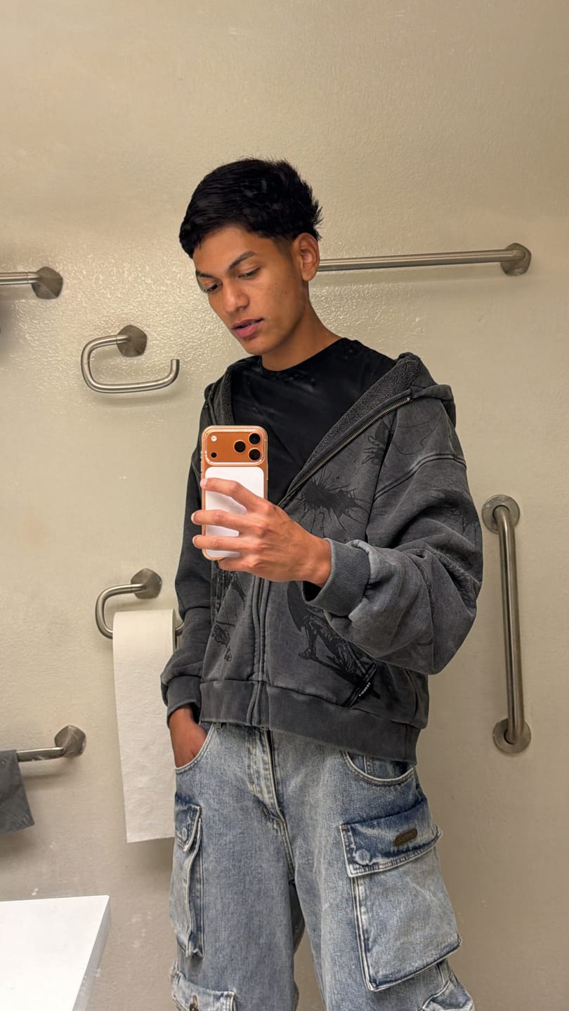 Customer photo review of 5211 - Batman Zip-Ups