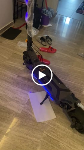 Customer video review of Ausom DT2 Pro E-scooter