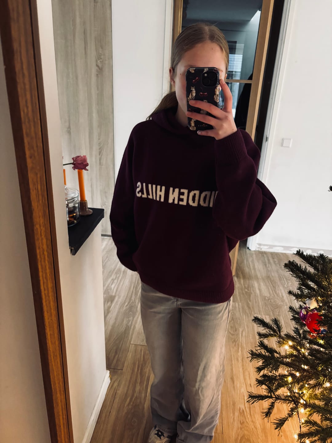 Customer photo review of KNIT HOODIE DARK PLUM