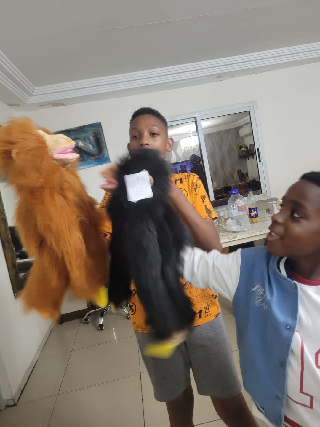 Customer photo review of Orang-Outan Singe Marionnette
