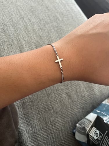 Customer photo review of CROSS BRACELET | Silver