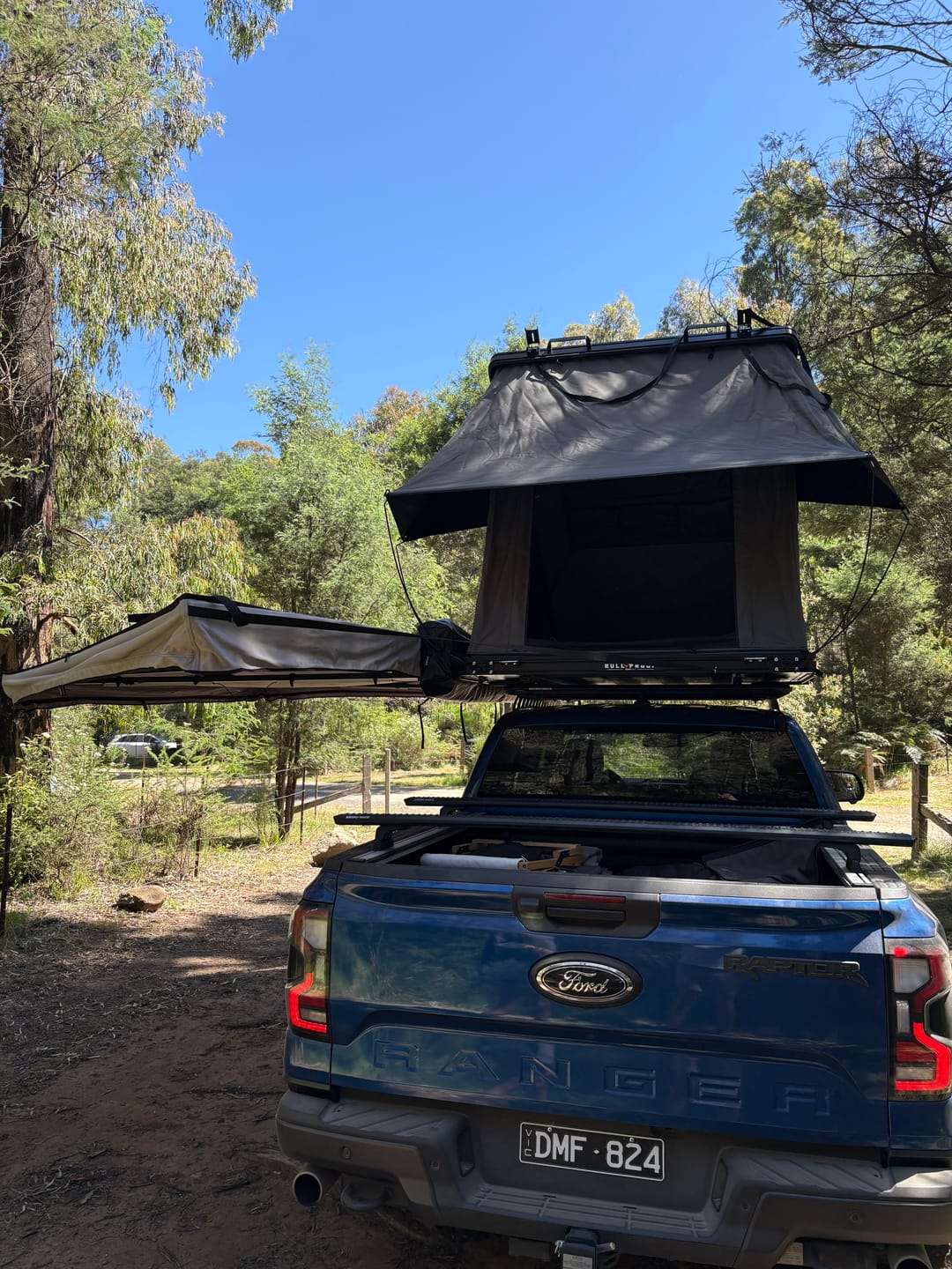 Customer photo review of Summit SLV Rooftop Tent