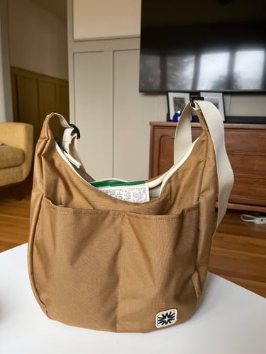 Customer photo review of Bay Bag Honey