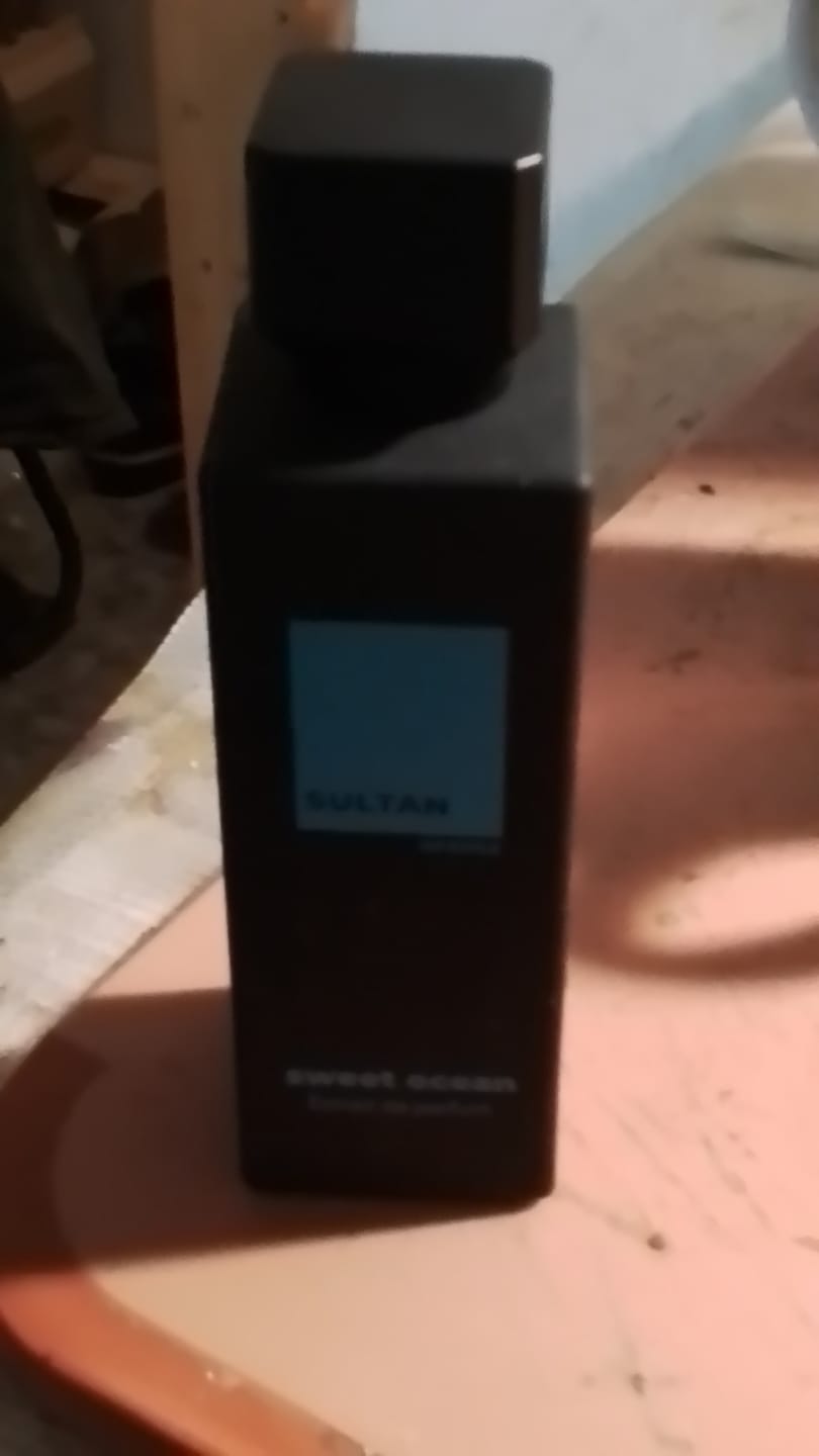 Customer photo review of Extrait de Parfum Pheromon Spray