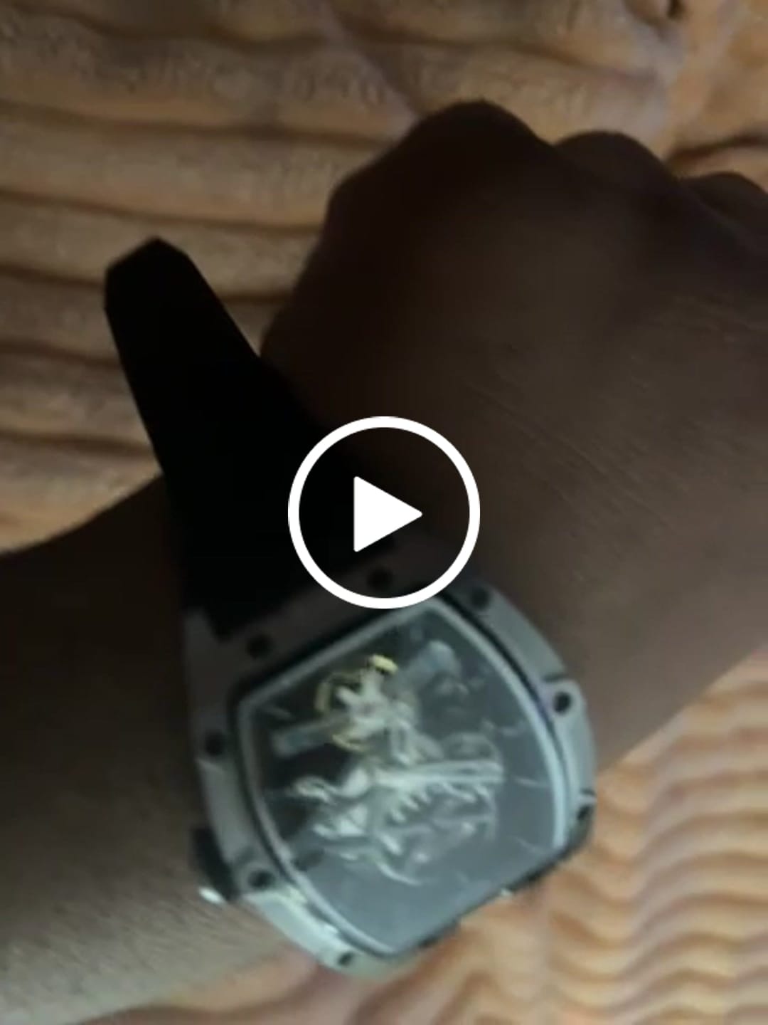 Customer video review of Latest Luxury Design -Skeleton Face With Rubber Strap Mechanical Movement Waterproof Watch
