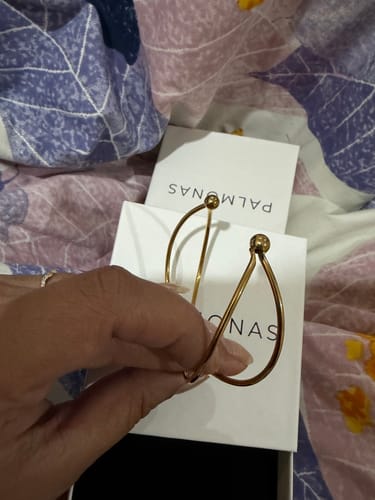 Customer photo review of Golden Crossover Kada Bracelet