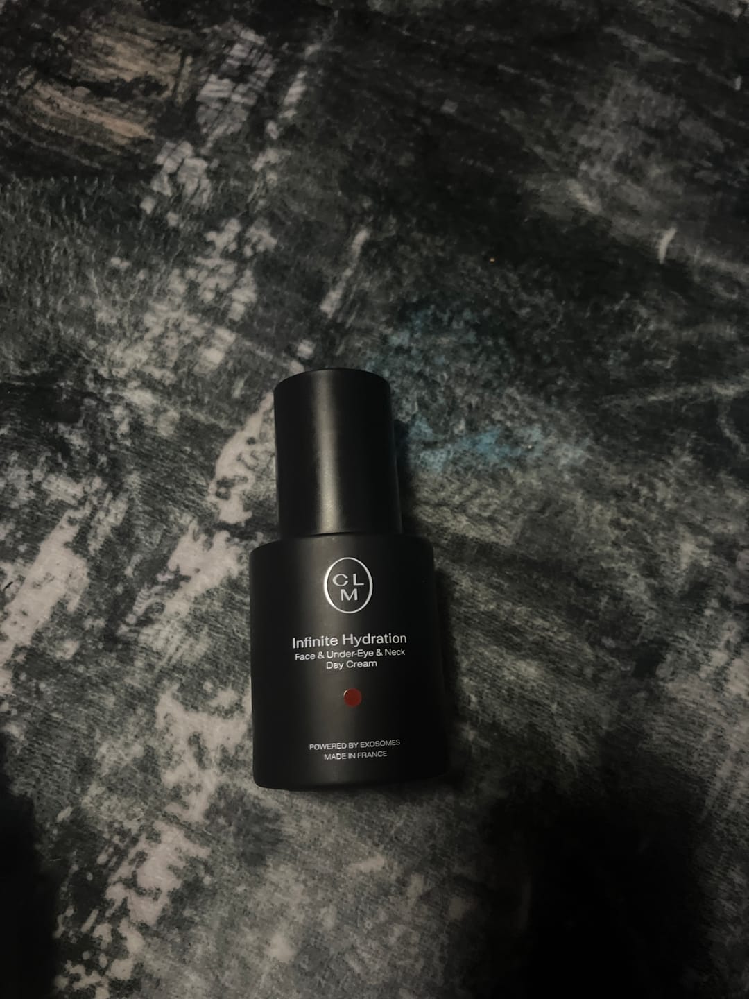 Customer photo review of Drėkinantis dieninis veido, paakių ir kaklo kremas 50ml
