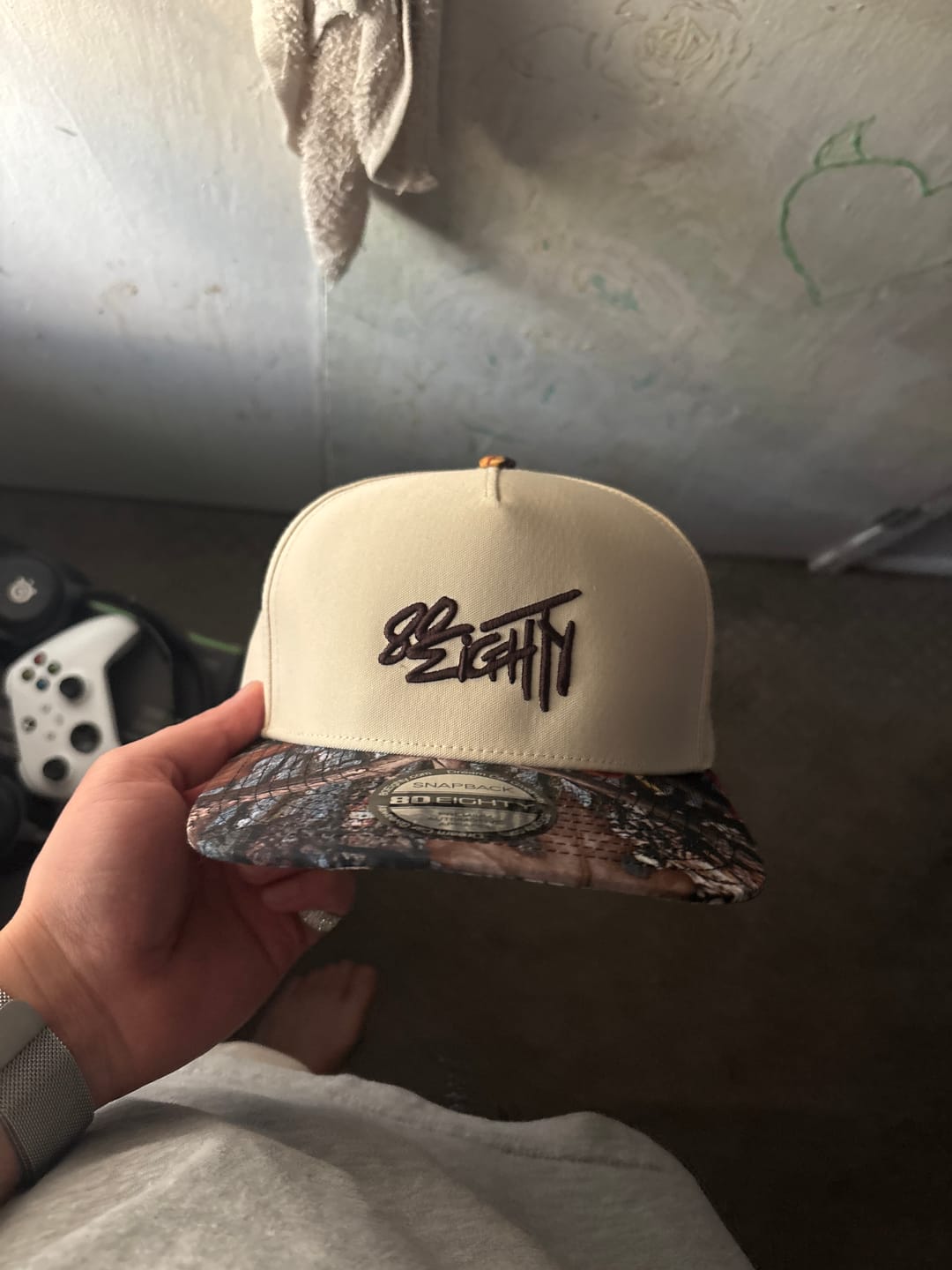 Customer photo review of 80Eighty® WhiteWood Hat
