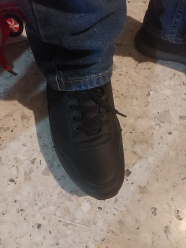 Customer photo review of Tenis Toronto - Moka