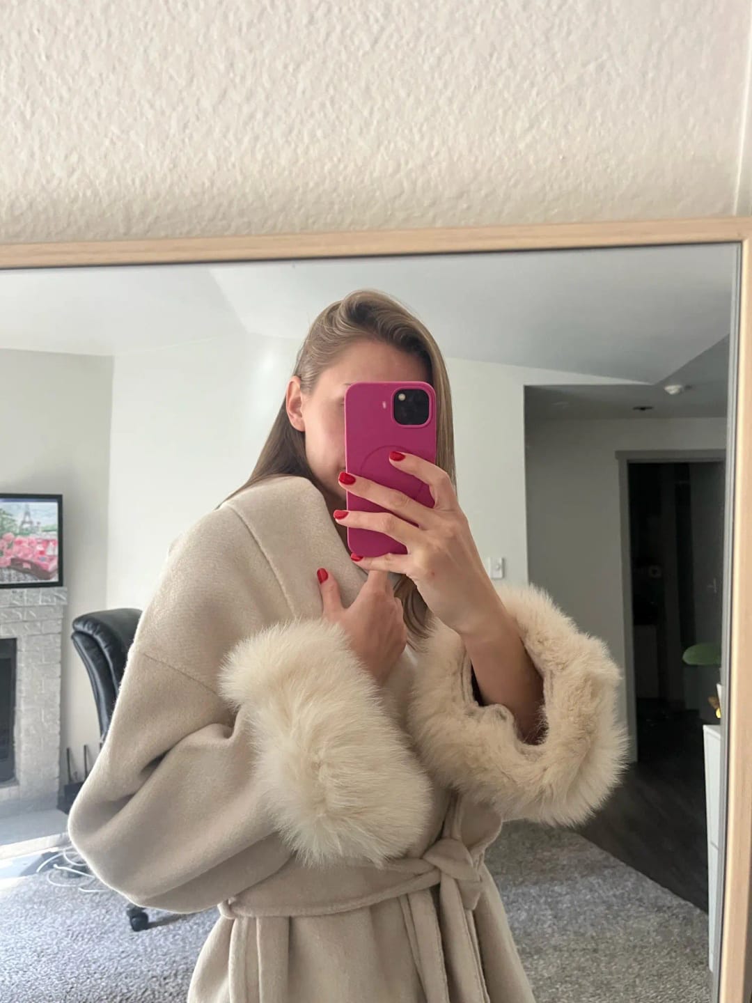 Customer photo review of Ellianna Faux Fur Coat