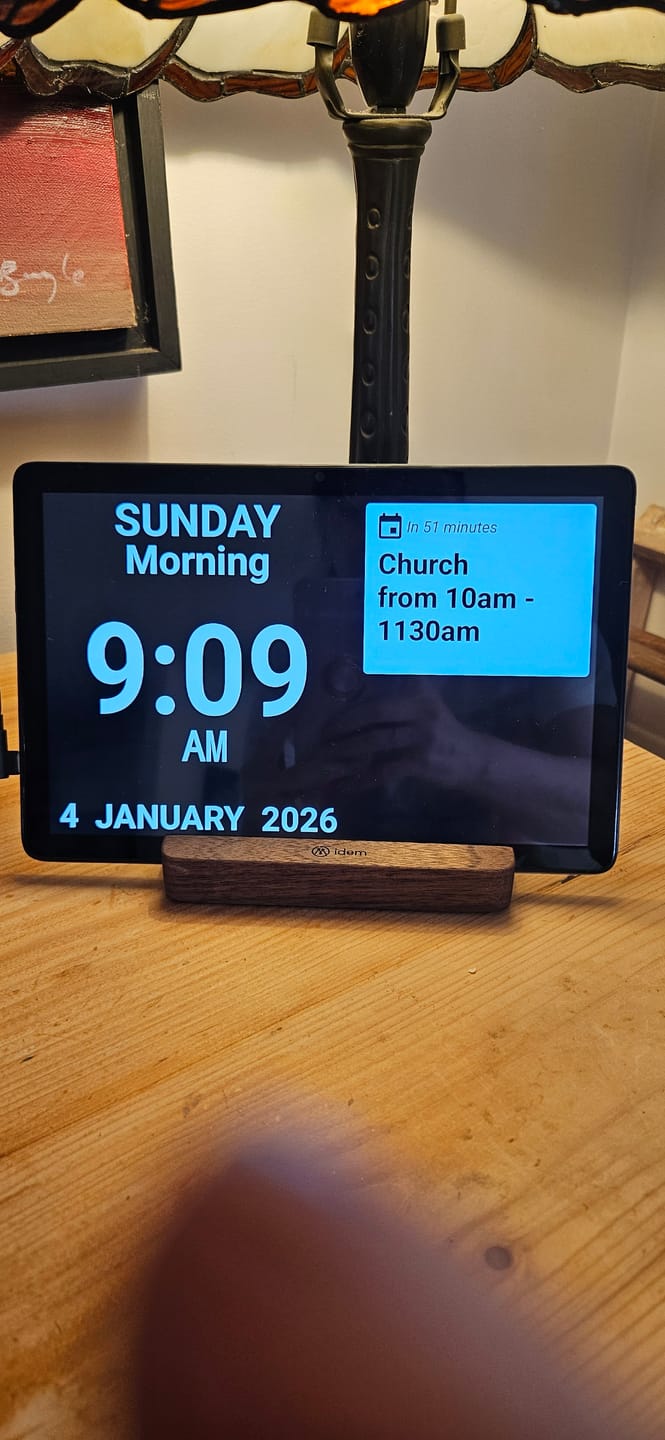 Customer photo review of Idem Smart Clock