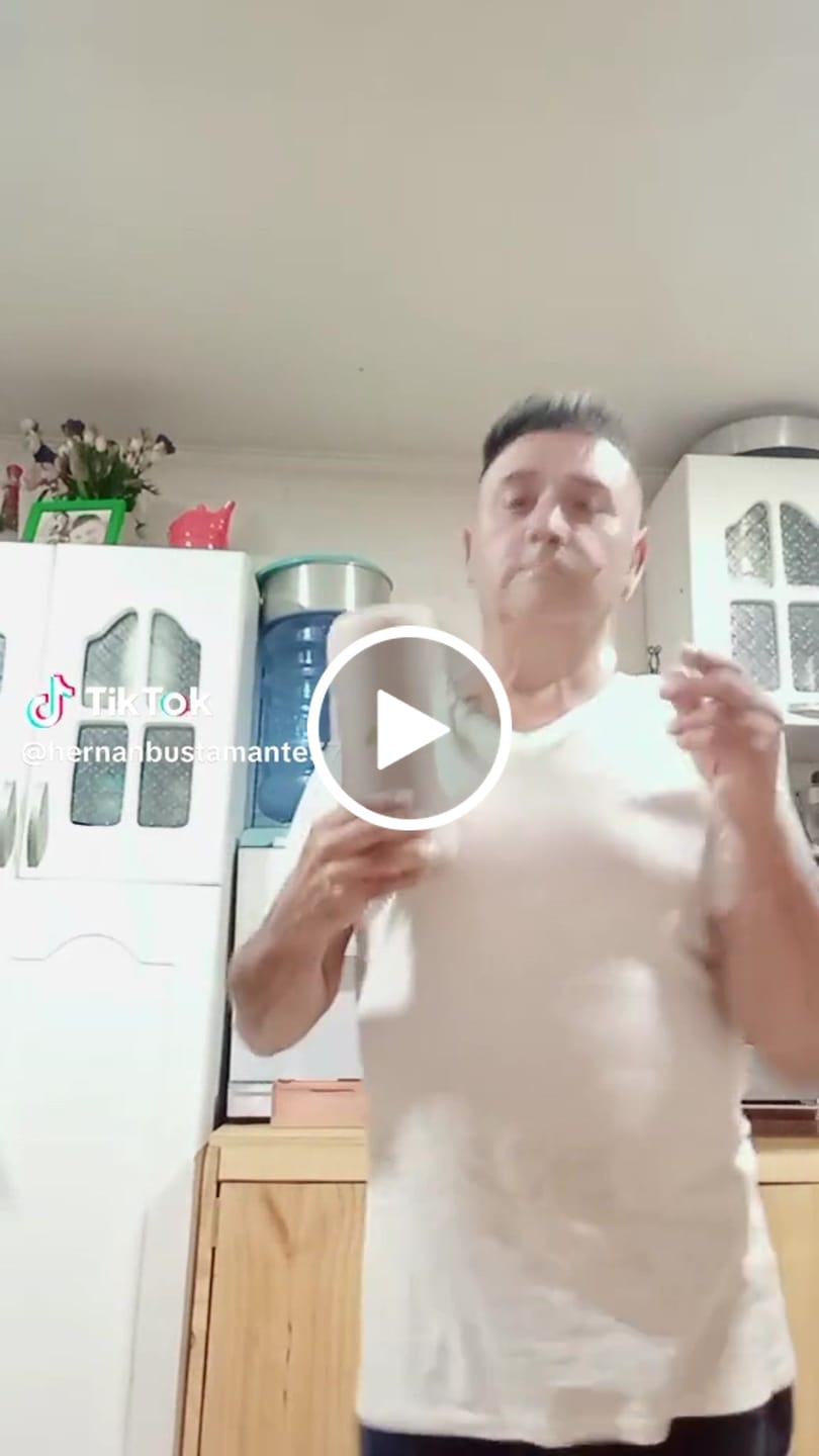 Customer video review of Parlante Bluetooth Portátil Blik Hypebass40 40W IPX5 8 Hrs
