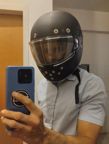 Customer photo review of DOT Daytona Retro Full Face Motorcycle Helmet: Vintage Style for Men, Women, & Youth - Dull Black W/ Dull Black Accents