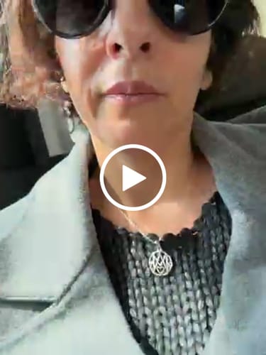 Customer video review of Diseñado para ti | Collar con Monograma a Medida