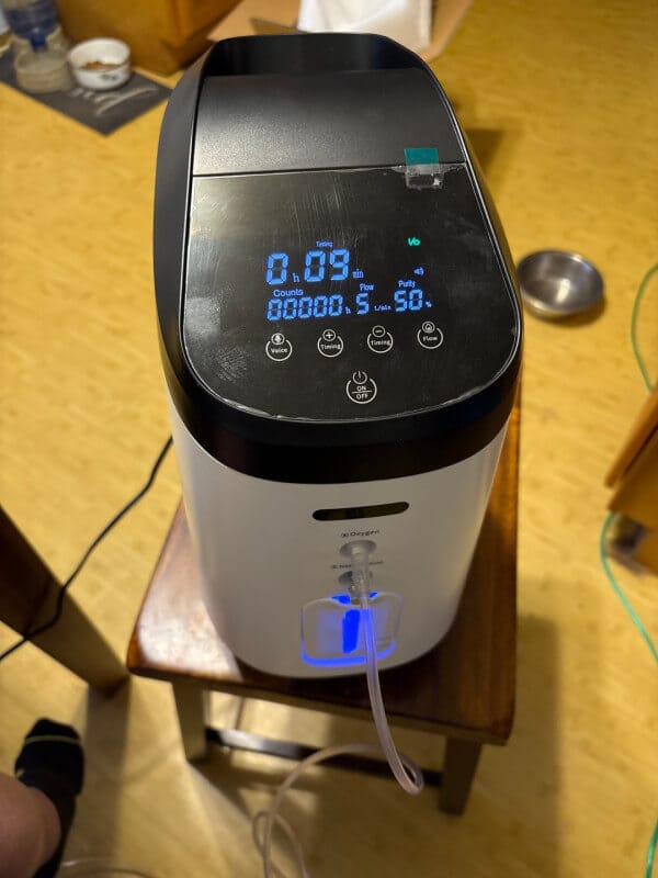 Customer photo review of VARON 1-8L/min Home Oxygen Concentrator VH-2 PRO