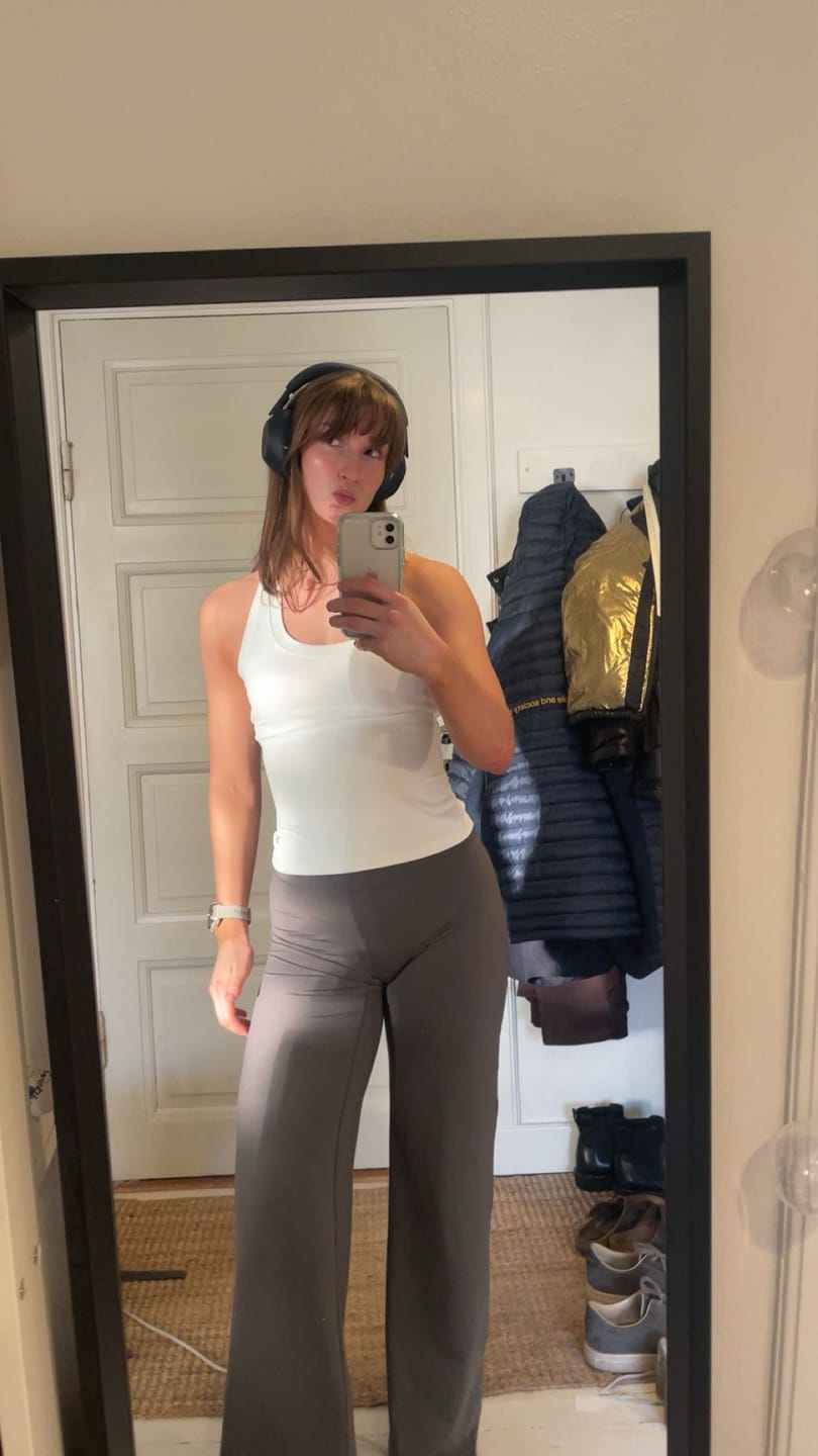 Customer photo review of W2227 - Reset Wide Leg Legging