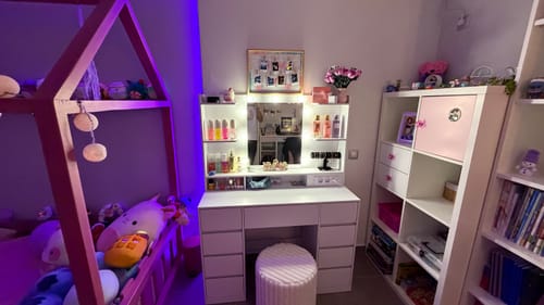 Customer photo review of Τραπέζι Μπουντουάρ Μακιγιάζ Tουαλέτας με Καθρέφτη και φώτα LED Πολύπριζο Συρτάρια 3 χρώματα Φωτός RD-T141WB02