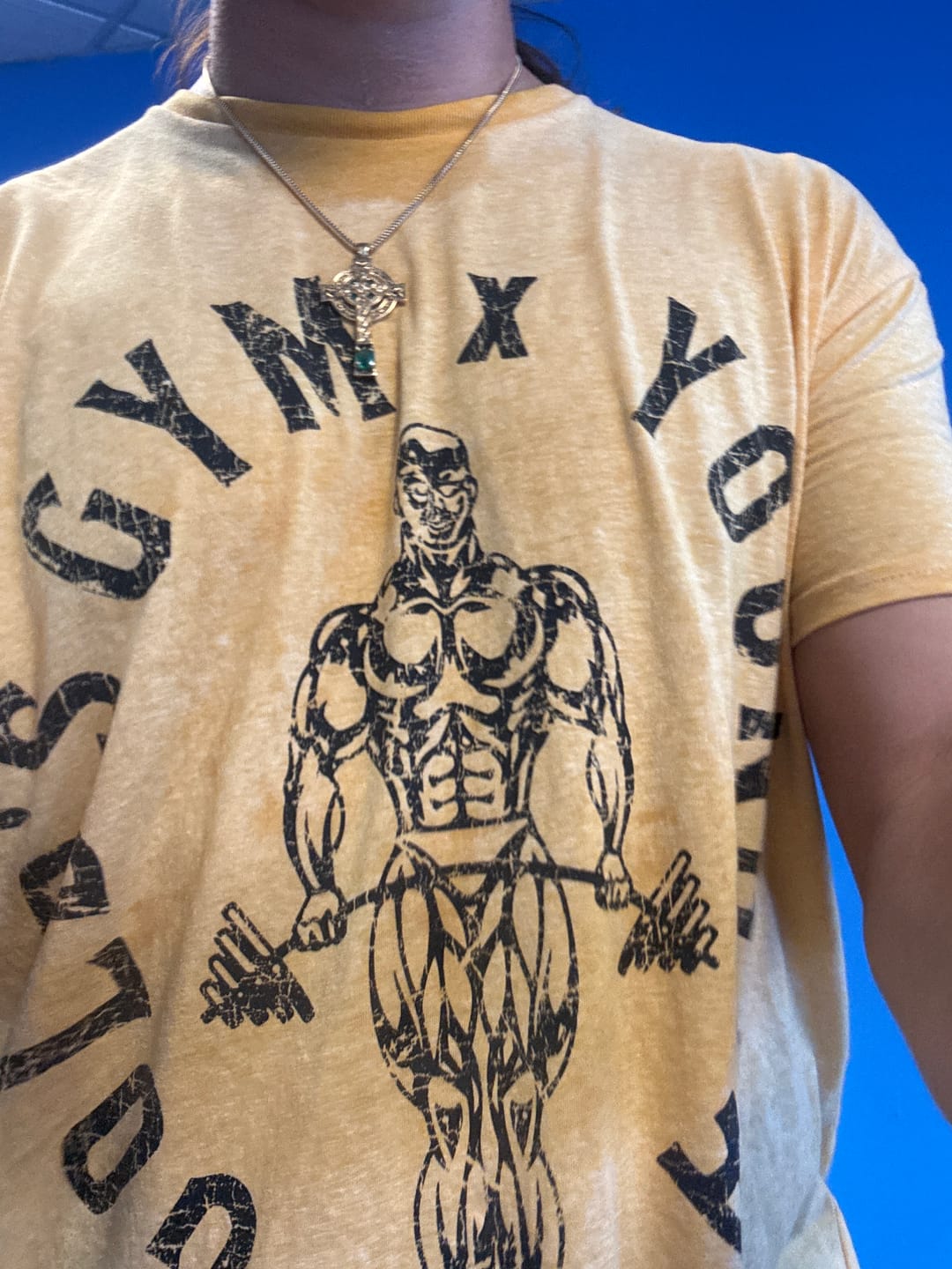 Customer photo review of 4206 - Gold's Gym Heather Tees