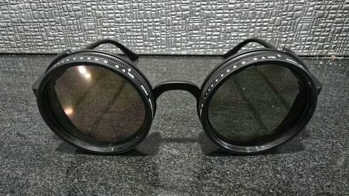 Customer photo review of CRIXALIS Polarized Adjustable-Tint Sunglasses (ND9) – UV400 Retro Round Shades