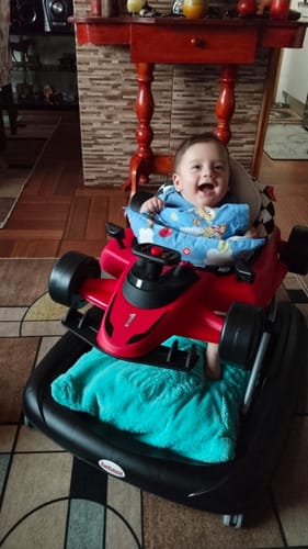 Customer photo review of Andador y Caminador Seat & Walk Rojo