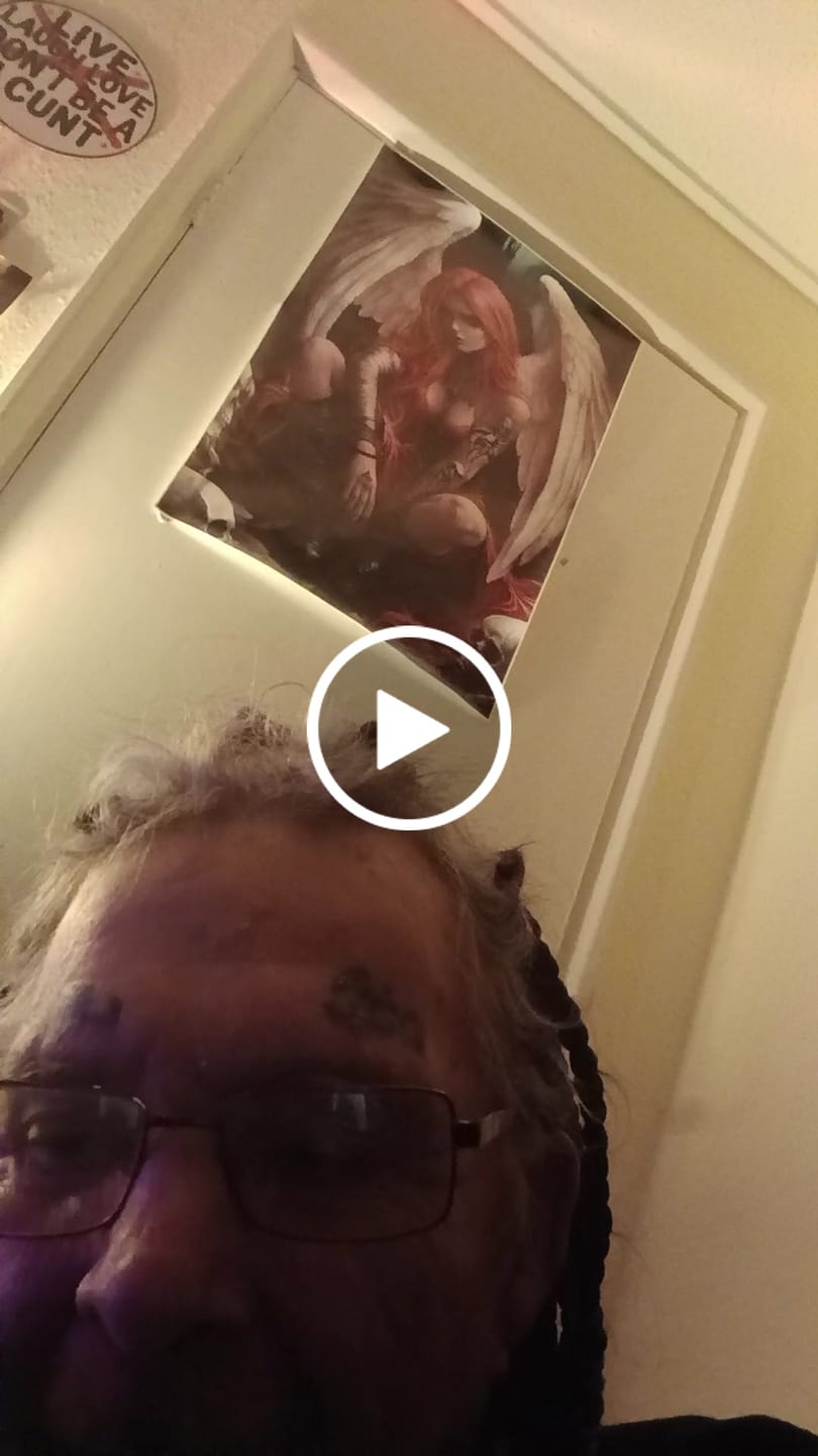 Customer video review of To my Daughter - Infinity bracelet