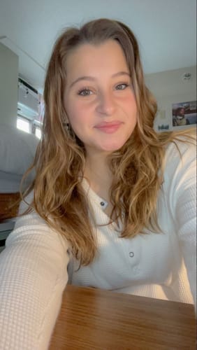 Customer photo review of Summer Survival Skin & Hair Set
