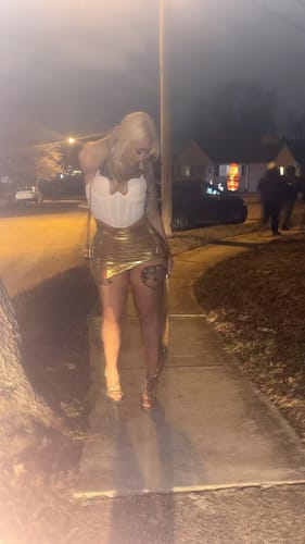 Customer photo review of Luxe Glamour - Only a Few Left!