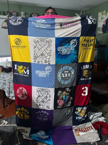 Customer photo review of Classic T-Shirt Blanket