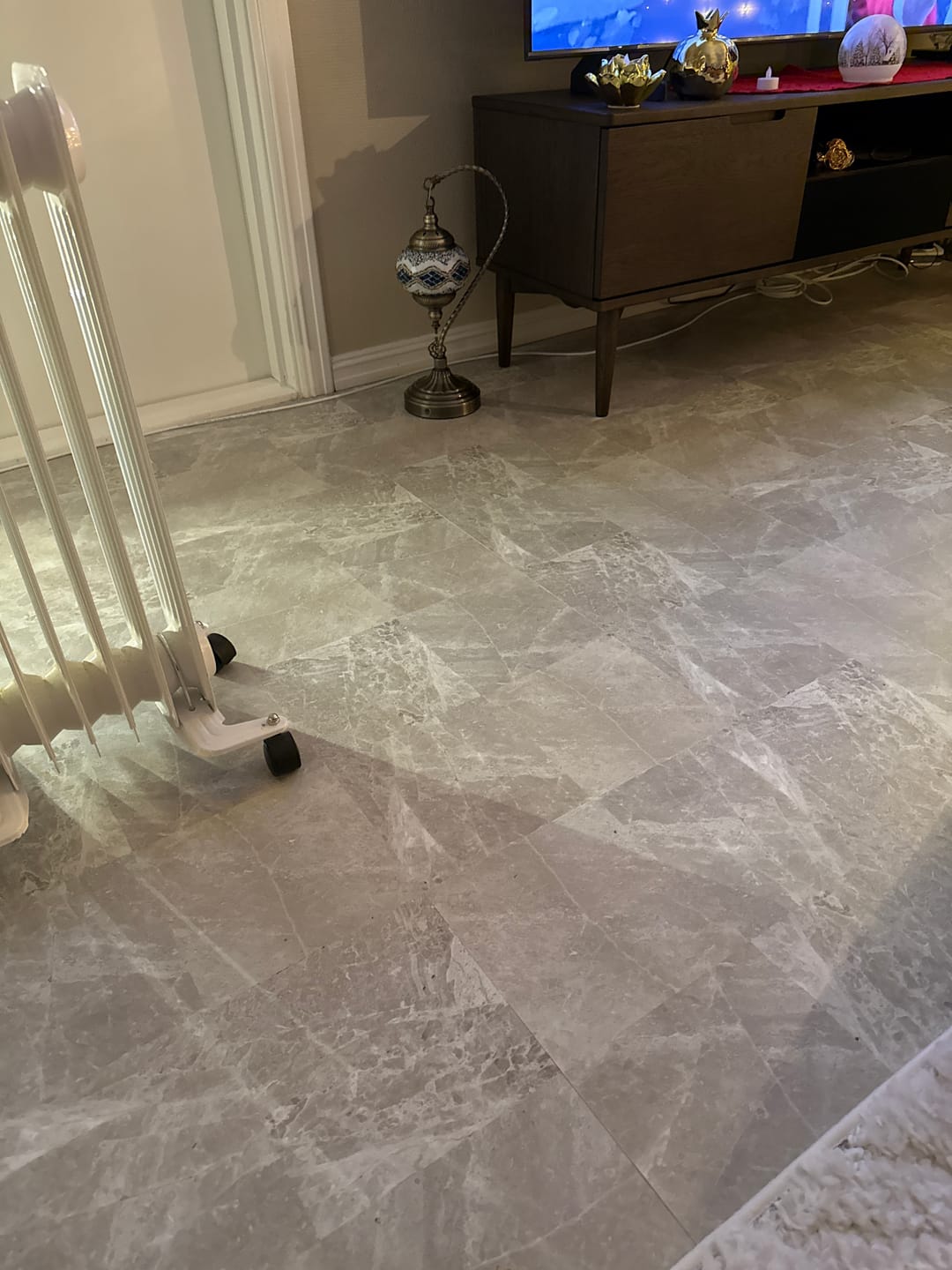 Customer photo review of Kalk beige selvklebende fliser