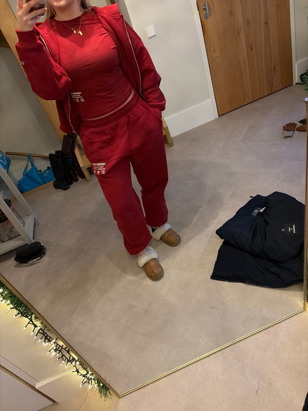 Kundenbewertung mit Foto von LABEL CUFFED SWEATPANTS BURGUNDY