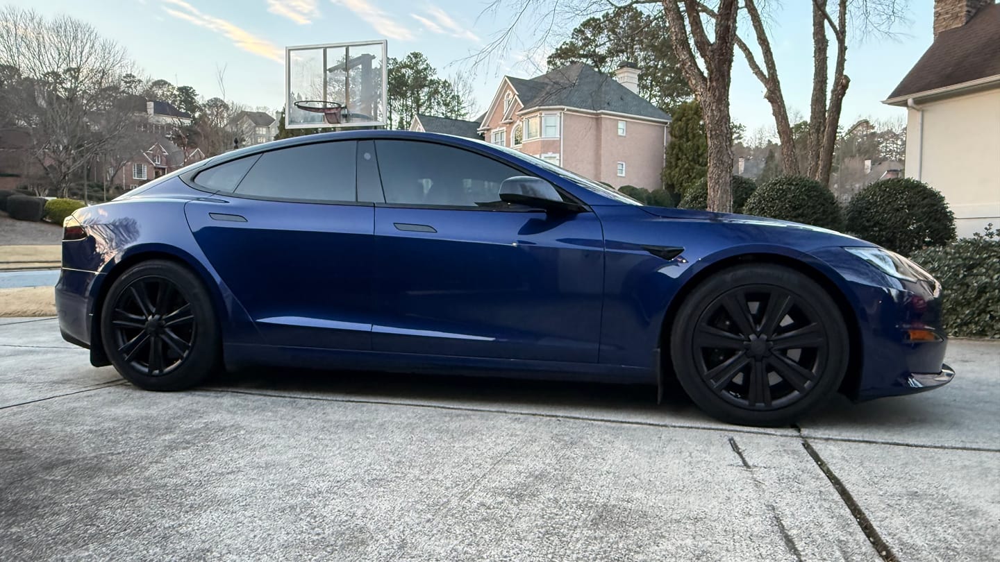 Customer photo review of TESPLUS 19'' Arachnid Style Wheel Cover for Model S/Y
