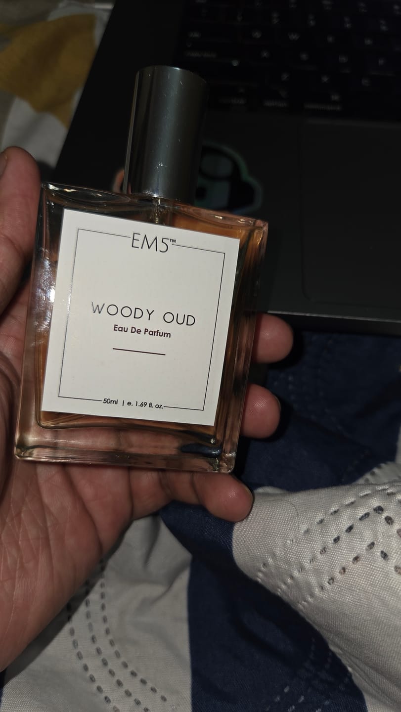 Customer photo review of Woody Oud | Eau De Parfum