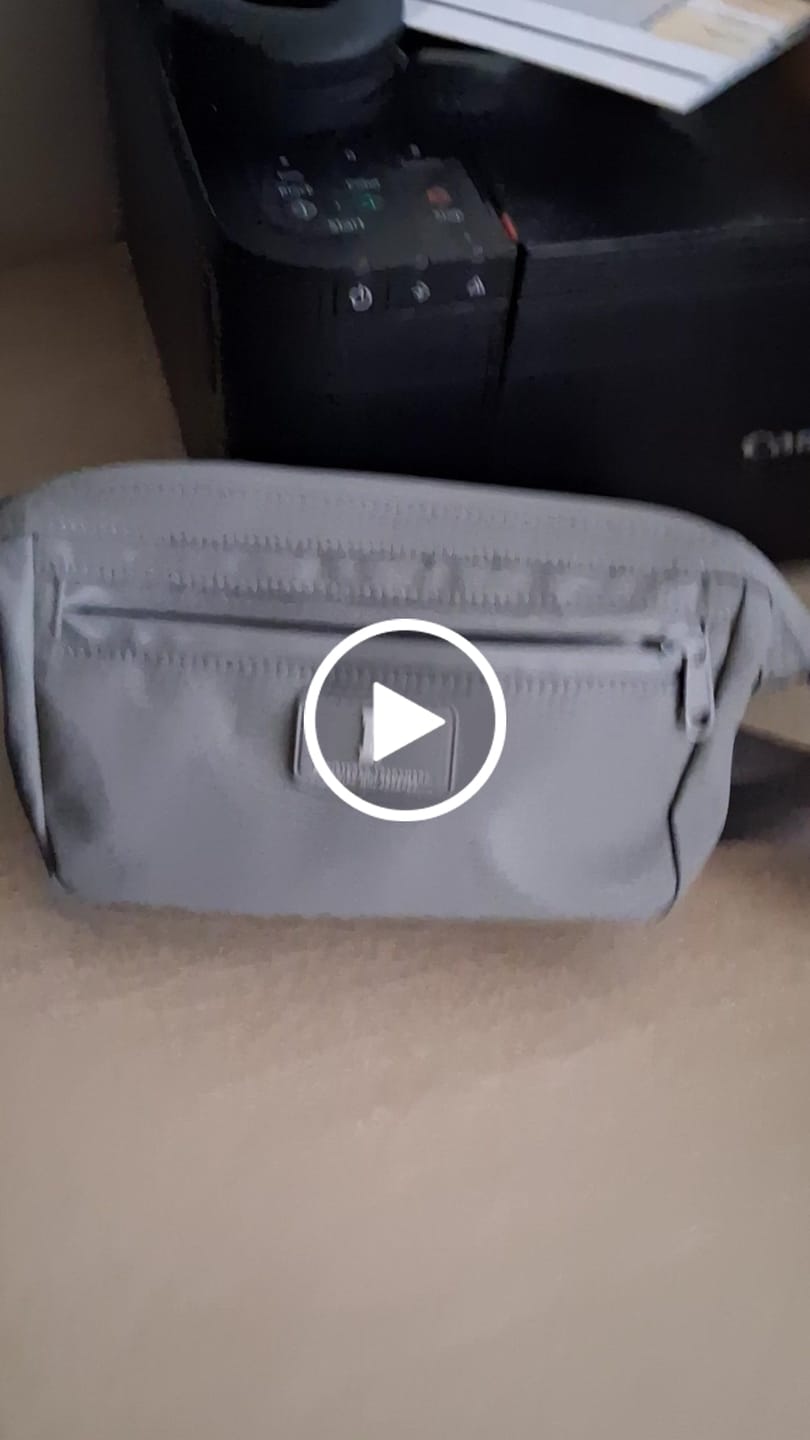 Customer video review of Cascade Crossbody Bag