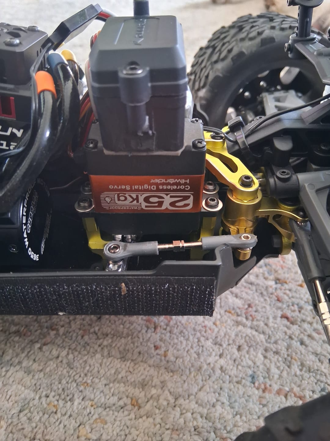 Customer photo review of Aluminum Servo Conversion Block For RZ001 and 1/10 Rally Car