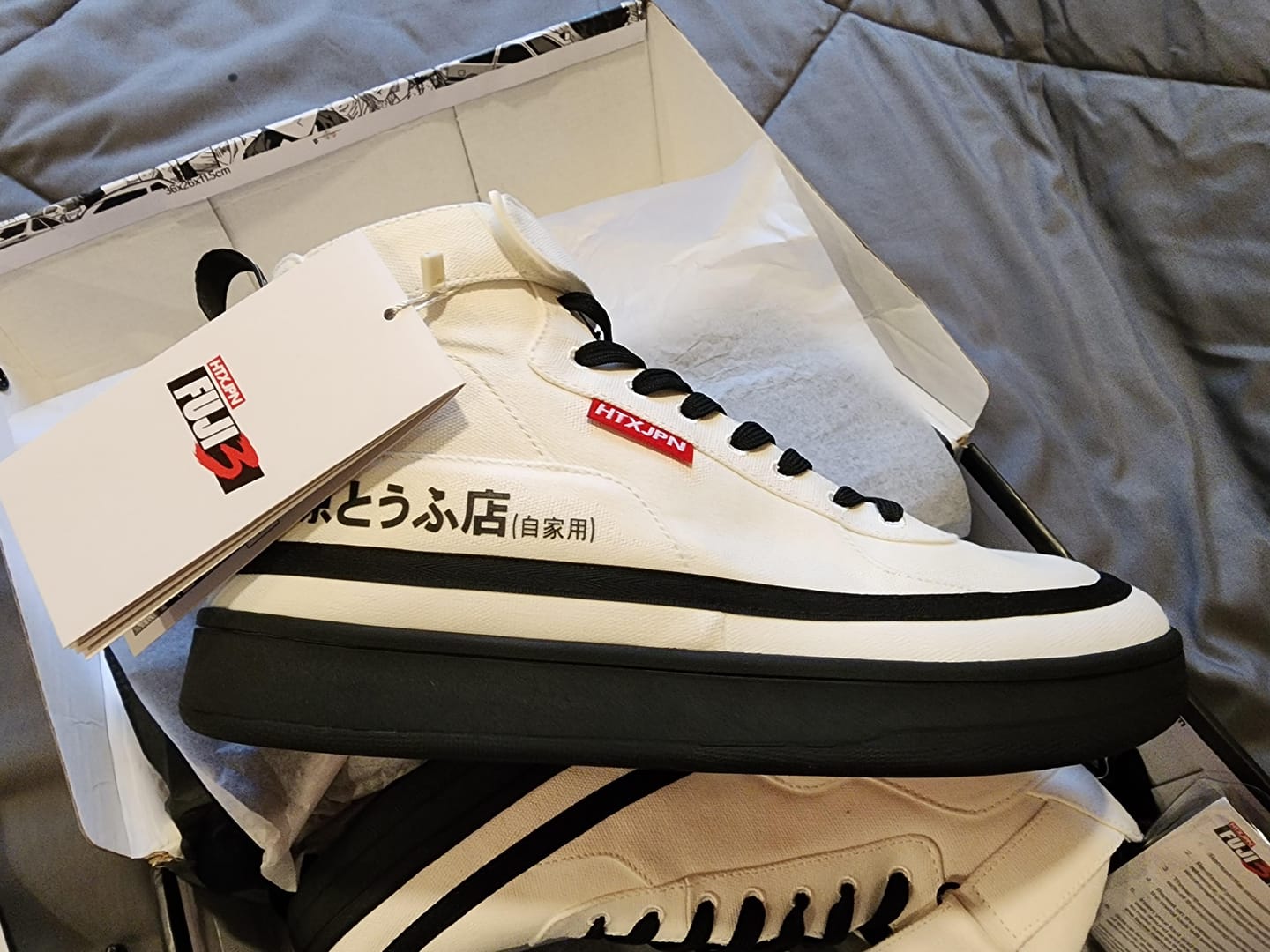 Customer photo review of HTXJPN Fuji3 High Top Sneakers