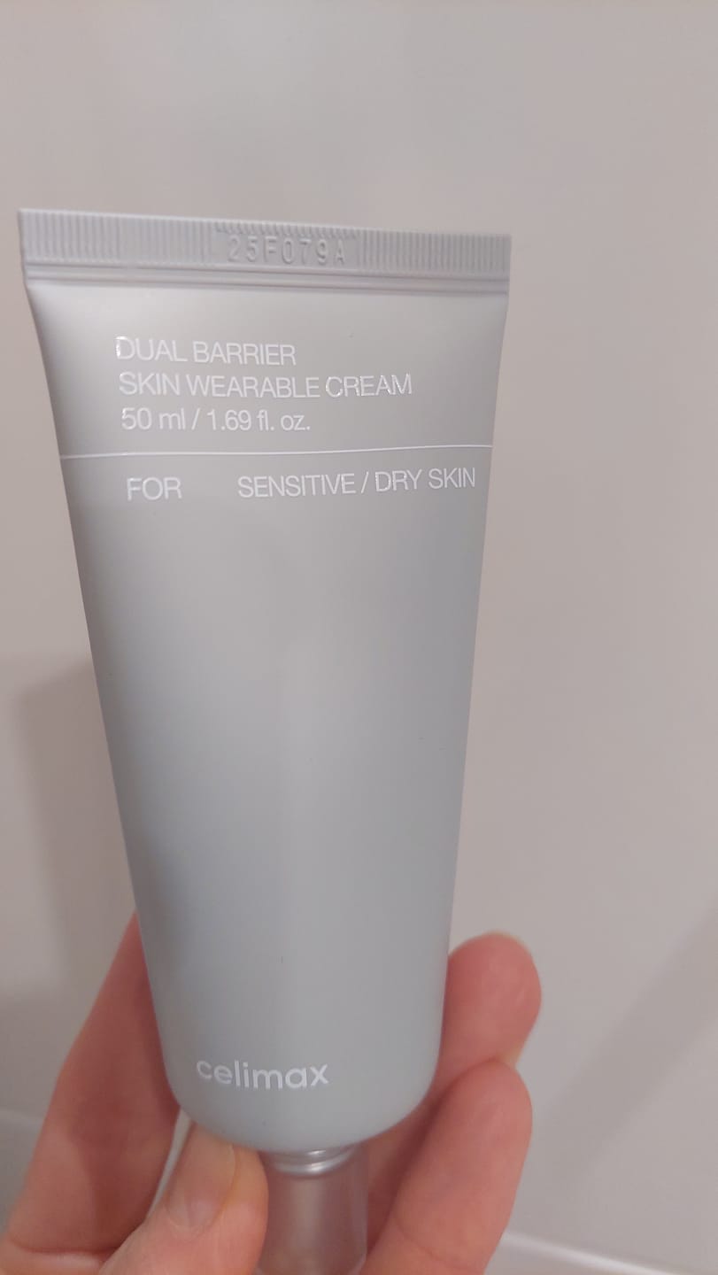 Customer photo review of Aizsargbarjeru nodrošinošs krēms ar keramīdu kompleksu Celimax Dual Barrier Skin Wearable Cream