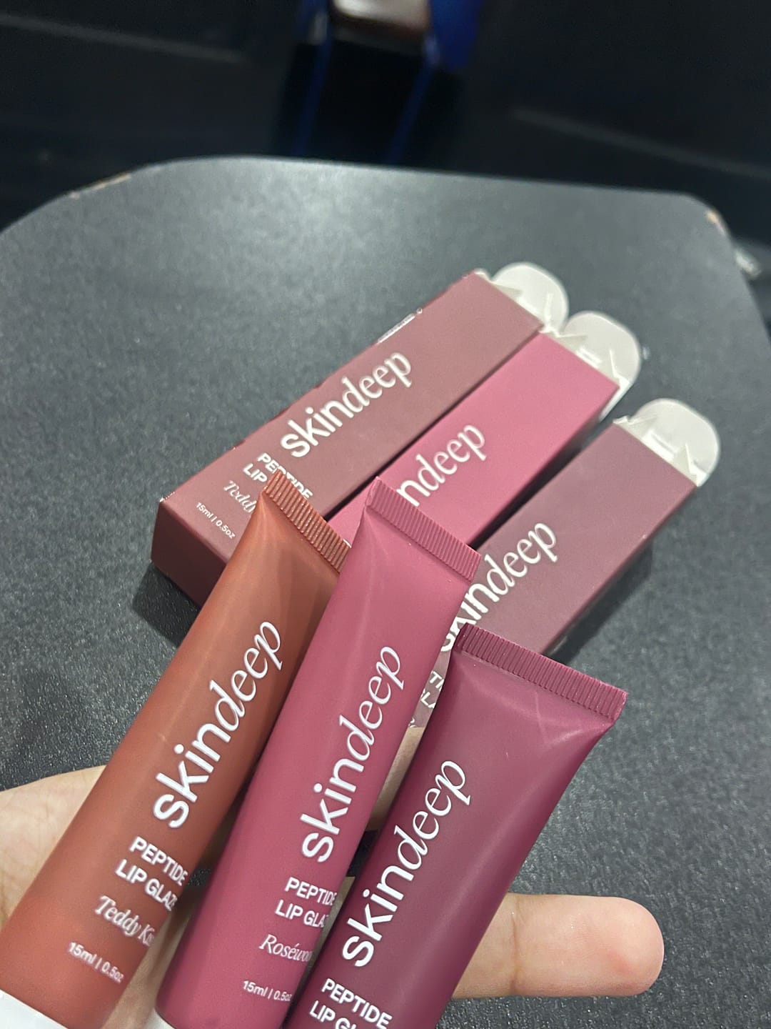 Customer photo review of Peptide Lip Glaze Set