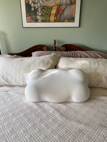 Customer photo review of Mellow CloudAlign™ Pillow