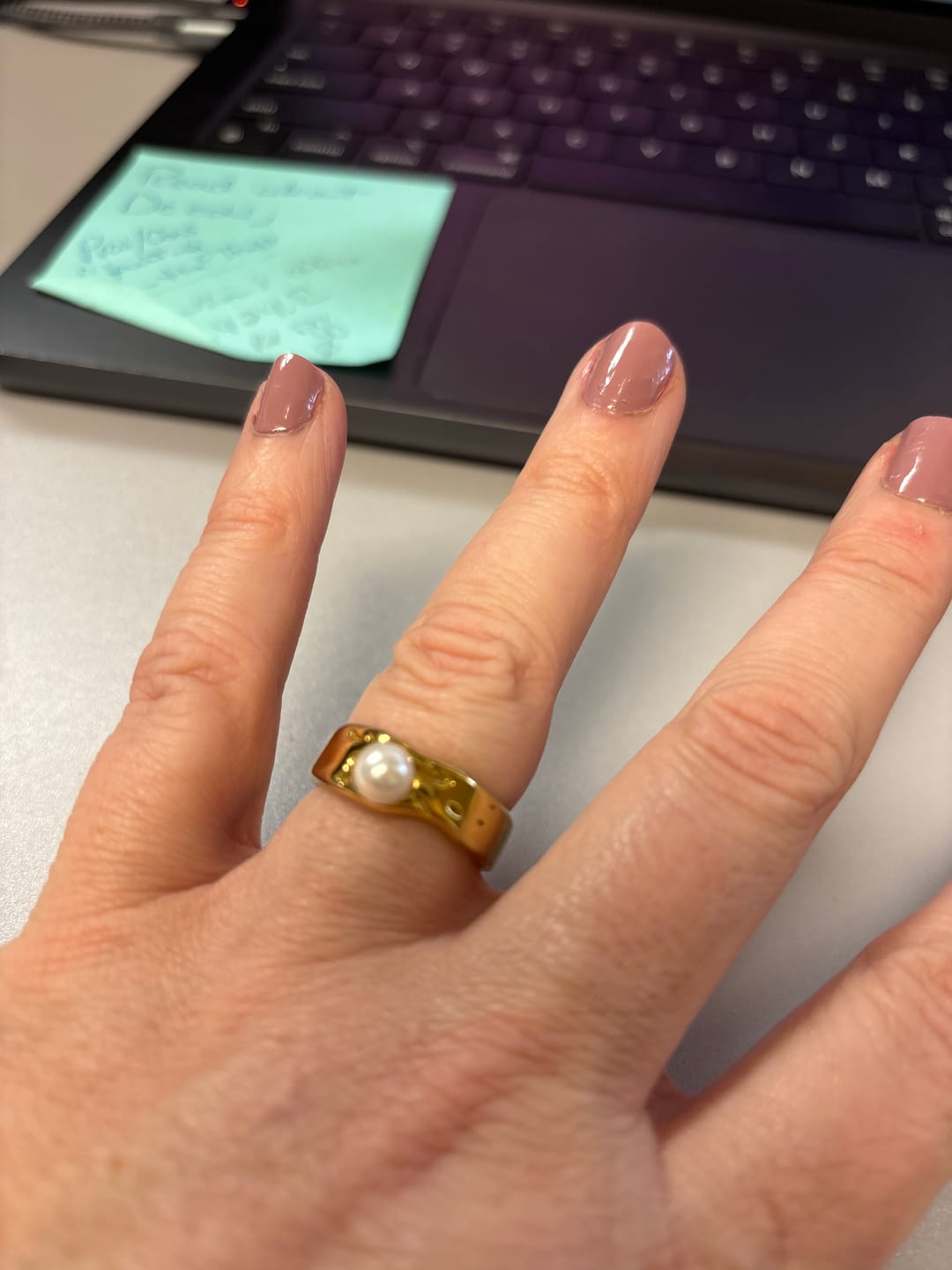 Customer photo review of Lava de Oro Pearl Ring (Bundle)