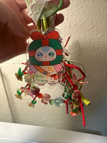 Customer photo review of Baby Three Love Chain Time Series Blind Box