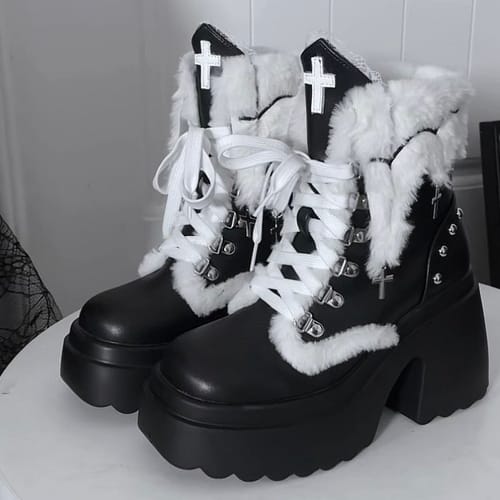 Customer photo review of Sweet and cool punk platform combat boots