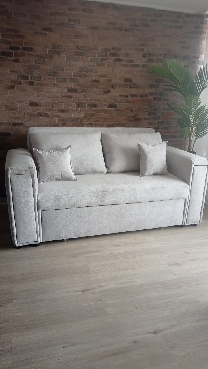 Customer photo review of Sofá cama Siena