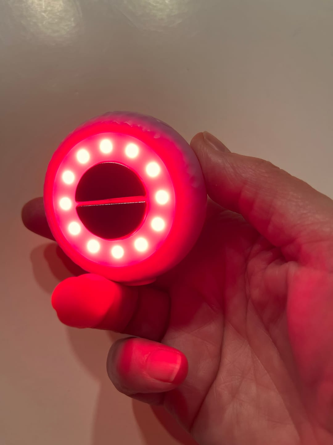 Customer photo review of Koanna® Deepr™ ØØ5 – Red Light Face Contouring Device