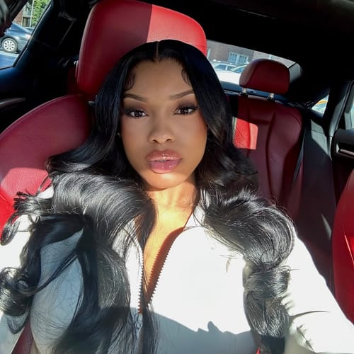 Customer photo review of Loose Body Wave 13x4 HD Lace Front Wig 180% Ultra-Density