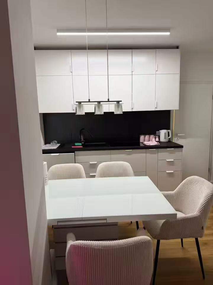 Customer photo review of WOMO Lineare LED Deckenleuchte Flur Lang Schmal Metall-WM1003