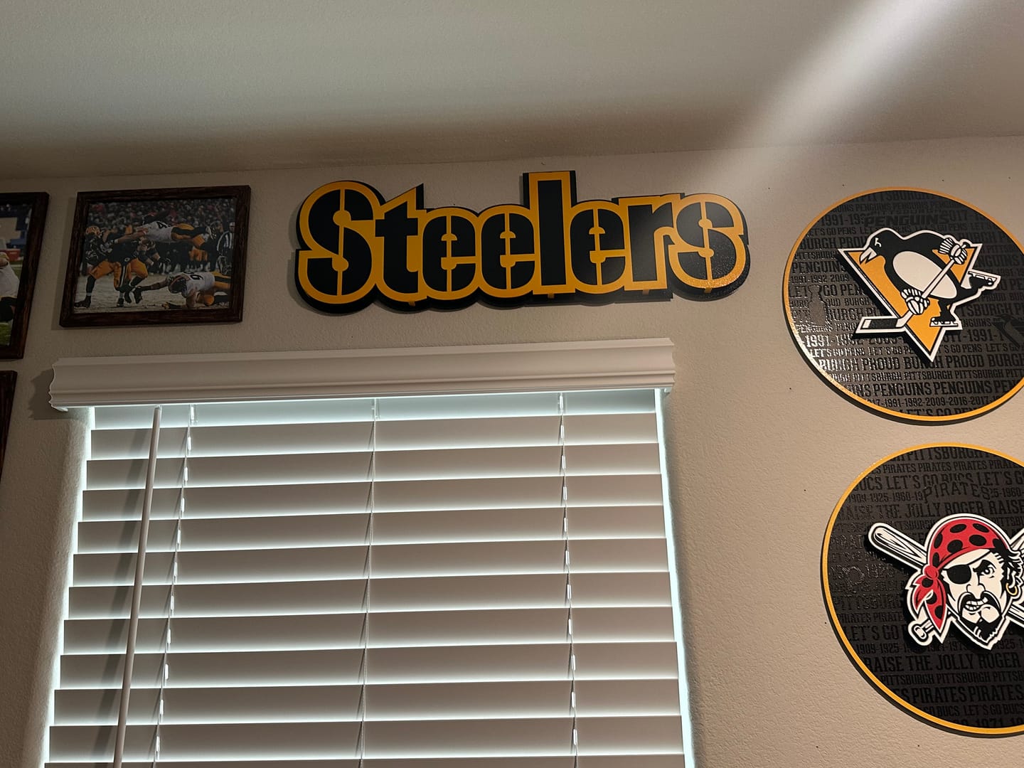 Customer photo review of Pittsburgh Steelers Iconic "Steelers" 3D Vintage Metal Wall Art