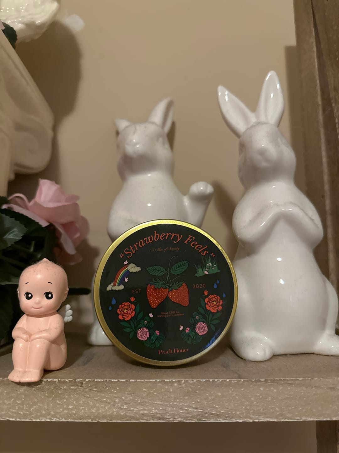 Customer photo review of "Strawberry Feels" CBD Gummies