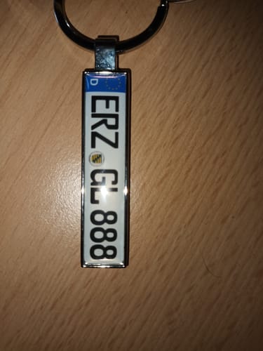 Customer photo review of Kennzeichen Schlüsselanhänger Mini Nummernschild Metall